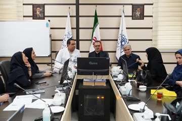 بازدید دکتر رضا مینایی از بیمارستان شهدای تجریش